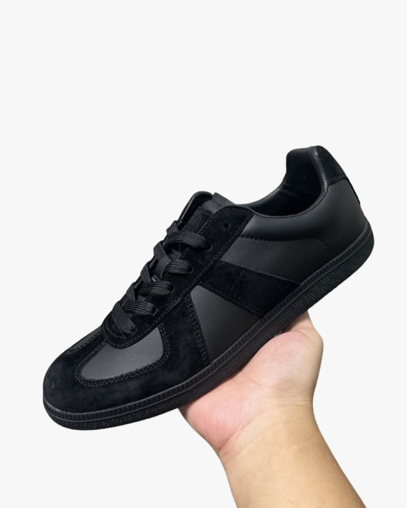 Valmont Sneakers